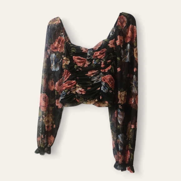 evolutionary Tops - Evolutionary Junior  Sz L Black with Roses/Wild Flower design ruched crop top